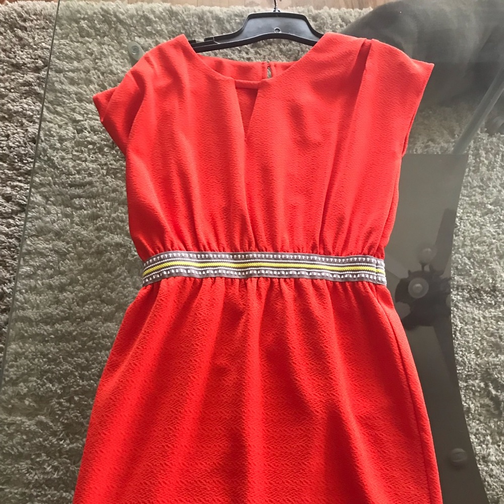 Fun colors dress. Elsey collection. Super cute